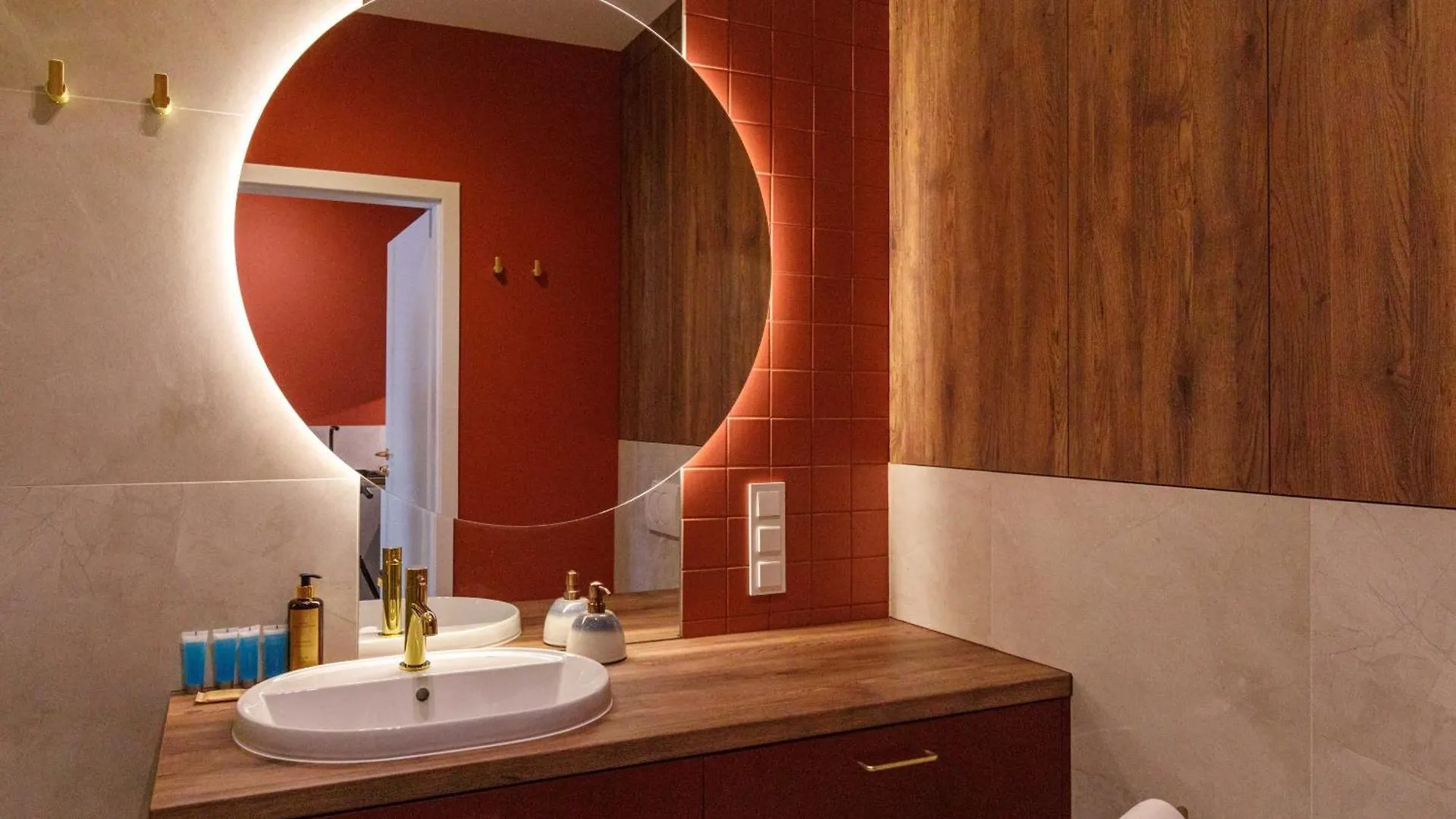 ורוצלב Quorum Apartments By Uniquerent